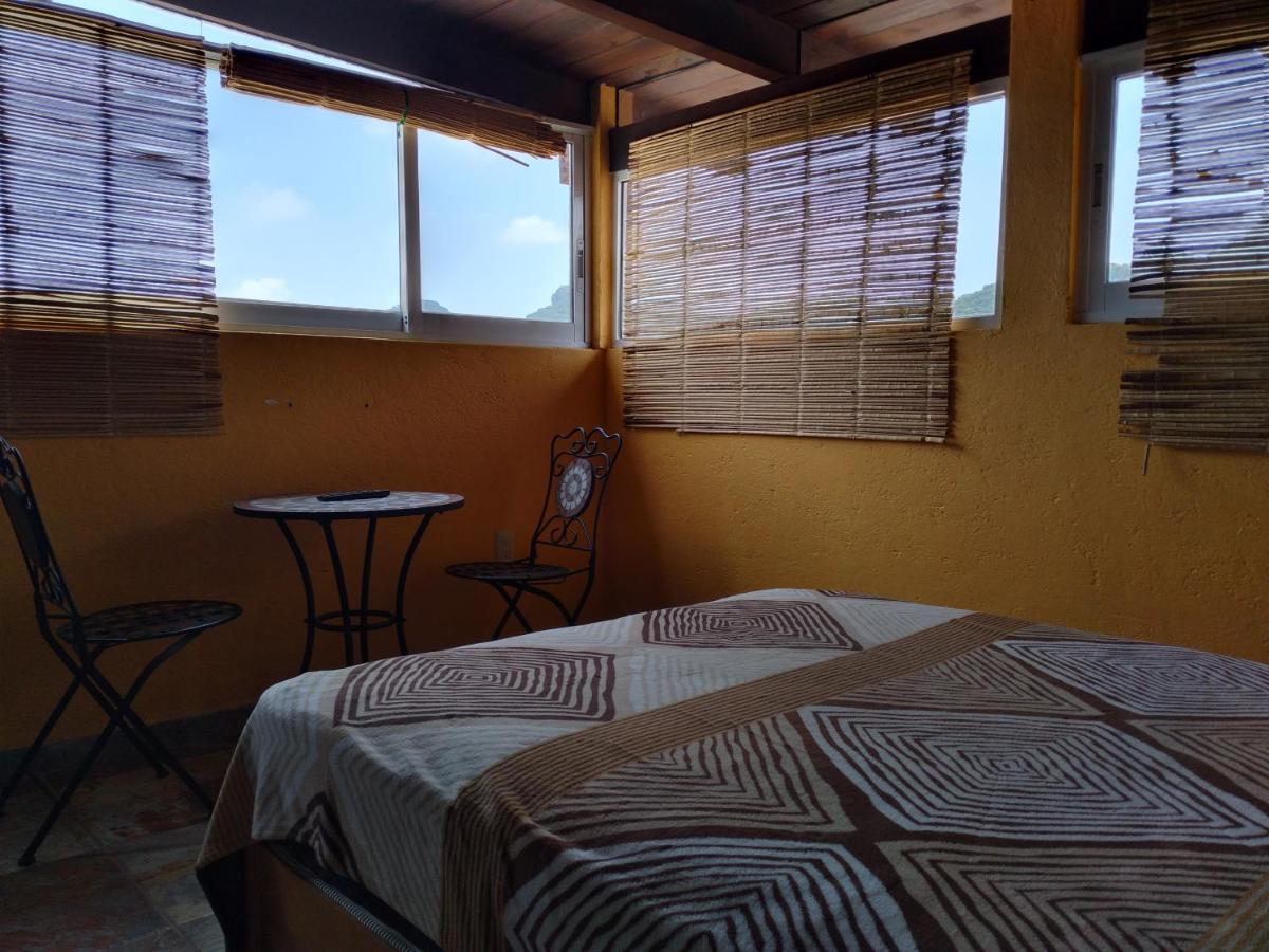 Hospedaje Casa Verde تيبوزتلان المظهر الخارجي الصورة