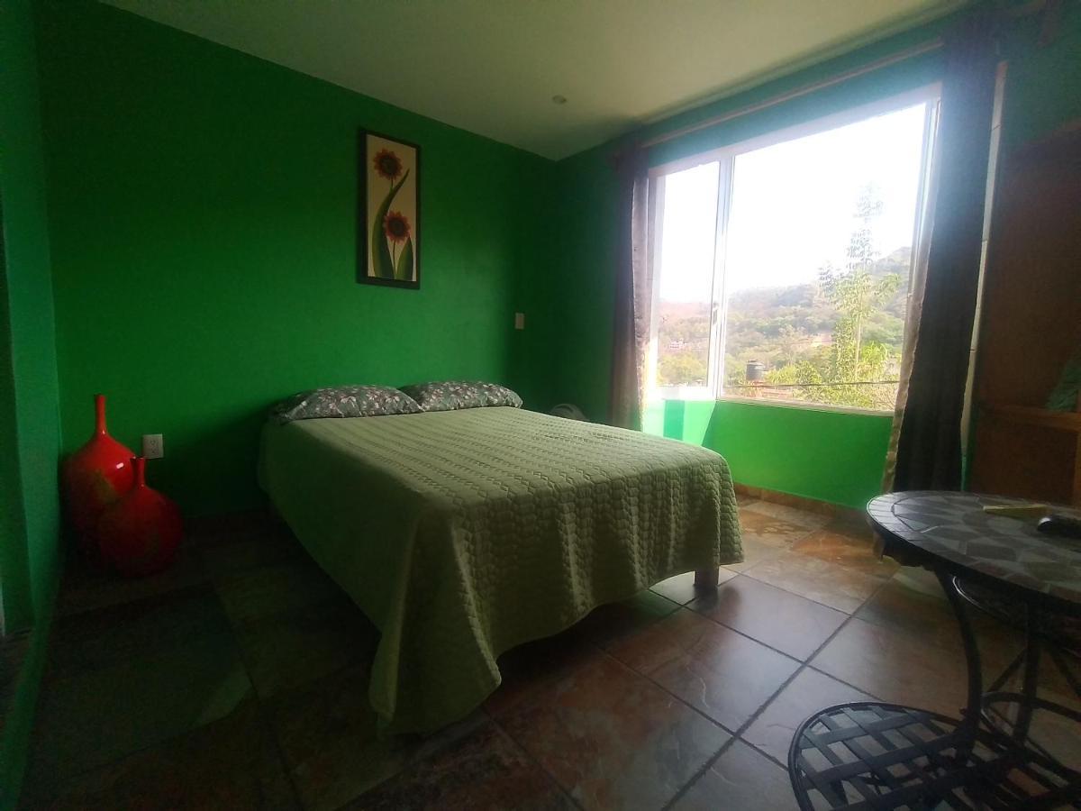 Hospedaje Casa Verde تيبوزتلان المظهر الخارجي الصورة