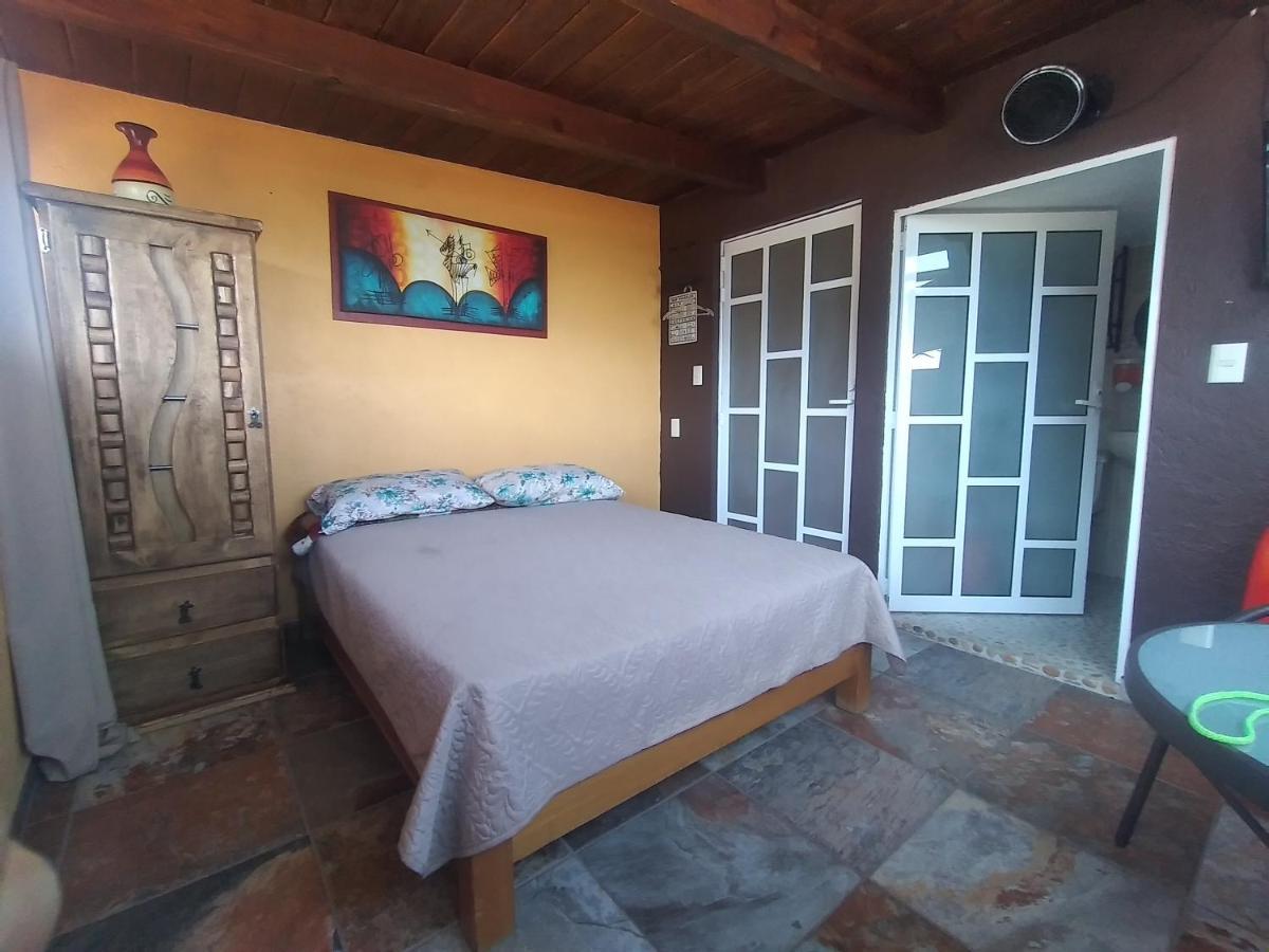 Hospedaje Casa Verde تيبوزتلان المظهر الخارجي الصورة